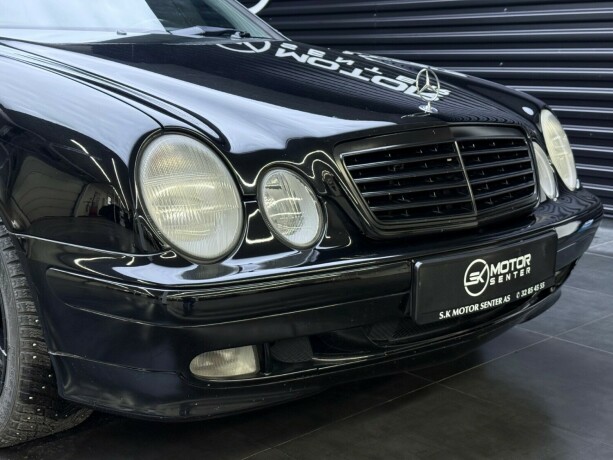 mercedes-benz-clk-bensin-2000-big-2