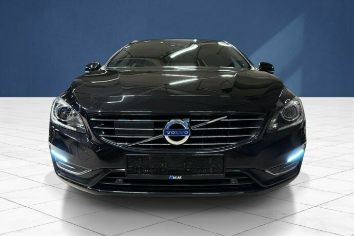 volvo-v60-elektrisitetdiesel-2015-big-2