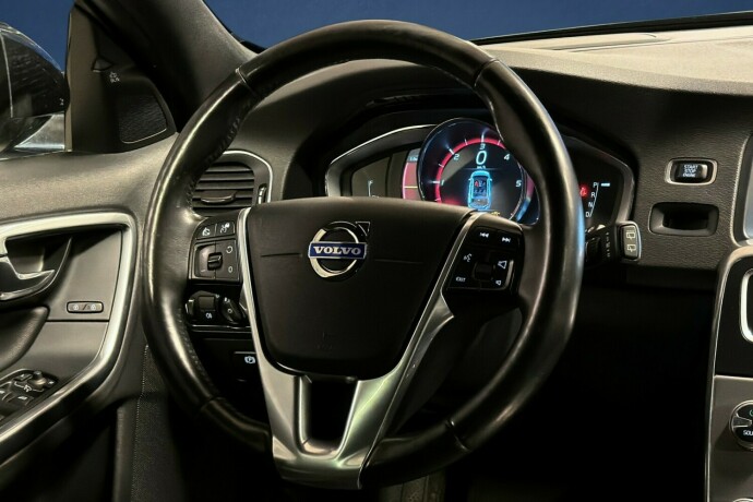 volvo-v60-elektrisitetdiesel-2015-big-15