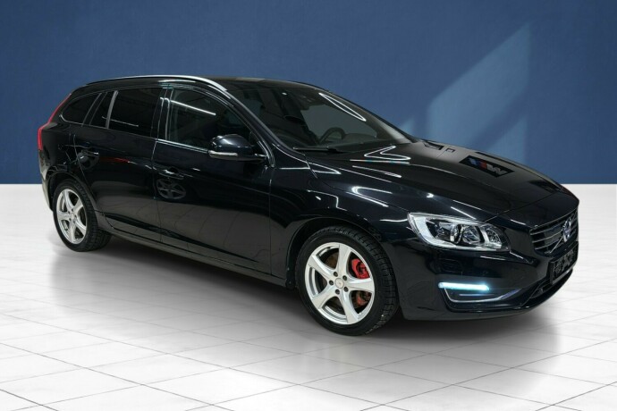 volvo-v60-elektrisitetdiesel-2015-big-1