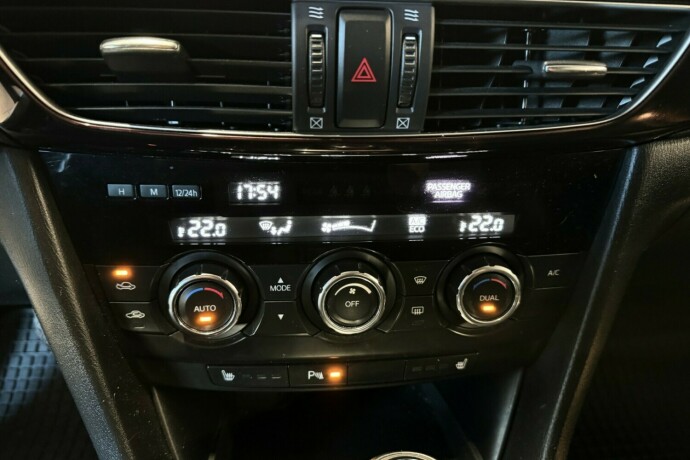 mazda-6-diesel-2015-big-23