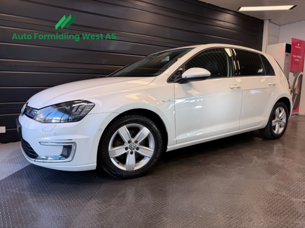 volkswagen-golf-elektrisitet-2016-big-0