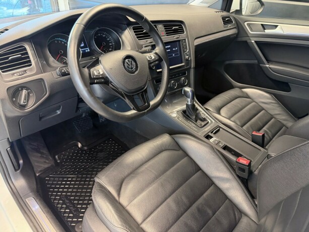 volkswagen-golf-elektrisitet-2016-big-10