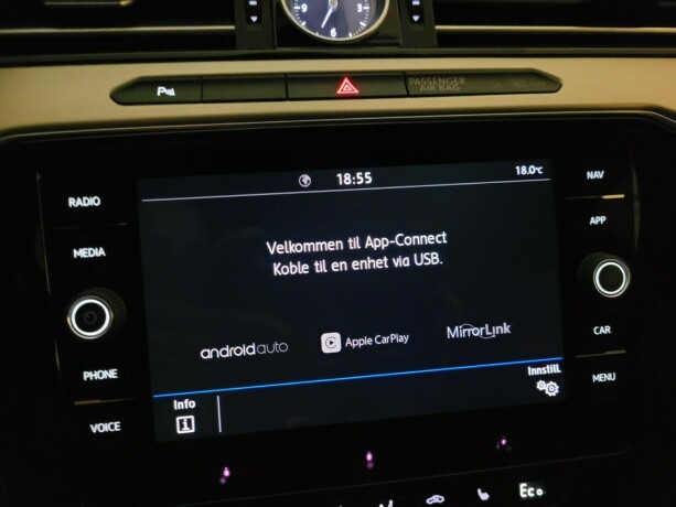 volkswagen-passat-elektrisitetbensin-2018-big-34