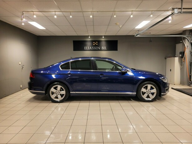 volkswagen-passat-elektrisitetbensin-2018-big-4