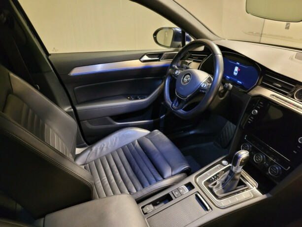 volkswagen-passat-elektrisitetbensin-2018-big-14