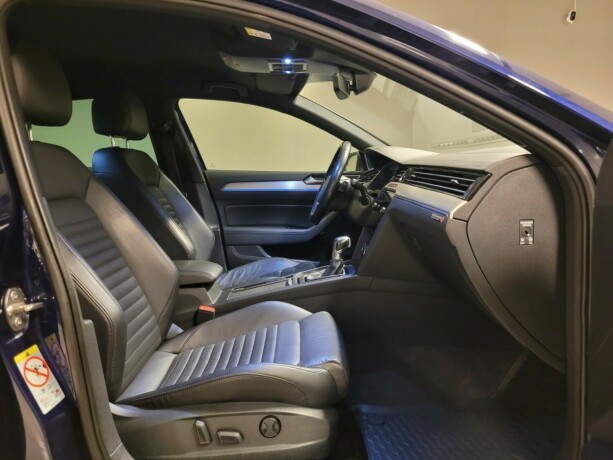 volkswagen-passat-elektrisitetbensin-2018-big-11