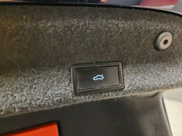 volkswagen-passat-elektrisitetbensin-2018-big-19