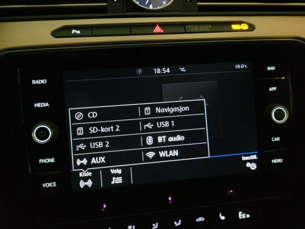 volkswagen-passat-elektrisitetbensin-2018-big-32