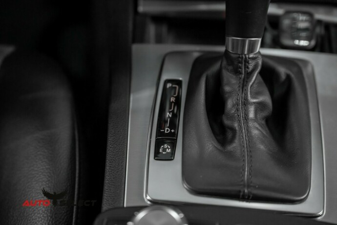 mercedes-benz-c-klasse-bensin-2011-big-45