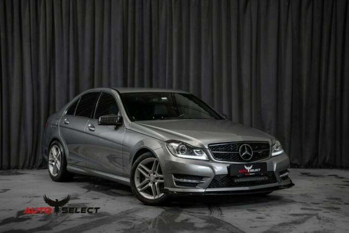 mercedes-benz-c-klasse-bensin-2011-big-0