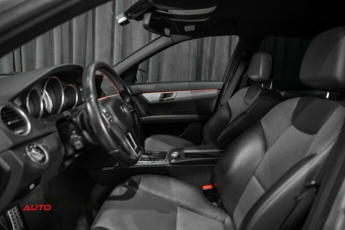 mercedes-benz-c-klasse-bensin-2011-big-30