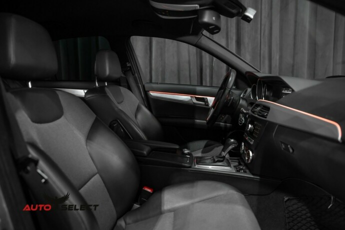 mercedes-benz-c-klasse-bensin-2011-big-23