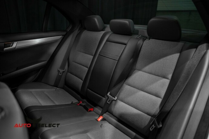 mercedes-benz-c-klasse-bensin-2011-big-20