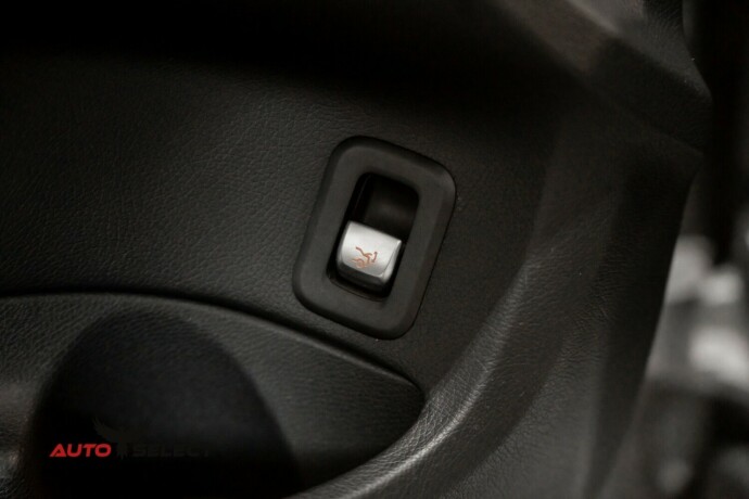 mercedes-benz-c-klasse-bensin-2016-big-25