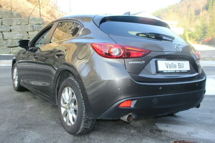 mazda-3-bensin-2016-big-3