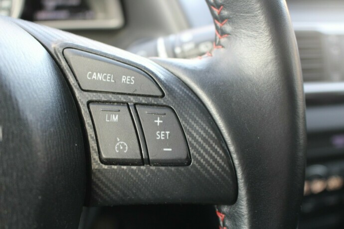 mazda-3-bensin-2016-big-9