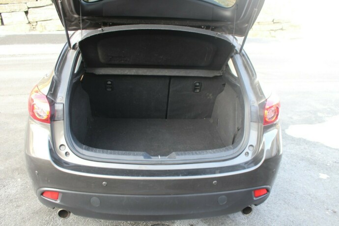 mazda-3-bensin-2016-big-5