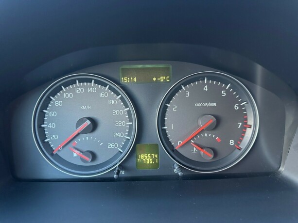 volvo-c70-bensin-2009-big-21