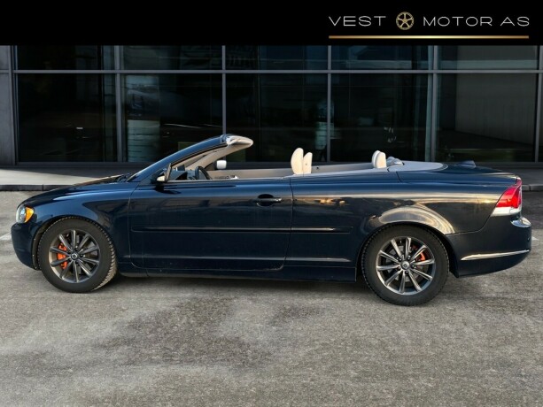 volvo-c70-bensin-2009-big-6