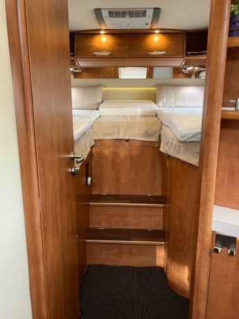 carthago-chic-c-line-i-49-2-enkle-senger-senkeseng-alde-2-x-aircondition-inverter-solcelle-diesel-2015-big-79