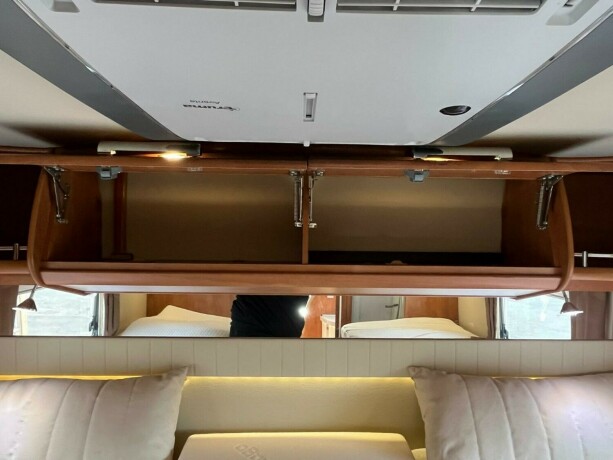 carthago-chic-c-line-i-49-2-enkle-senger-senkeseng-alde-2-x-aircondition-inverter-solcelle-diesel-2015-big-85