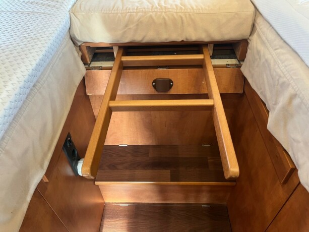 carthago-chic-c-line-i-49-2-enkle-senger-senkeseng-alde-2-x-aircondition-inverter-solcelle-diesel-2015-big-89