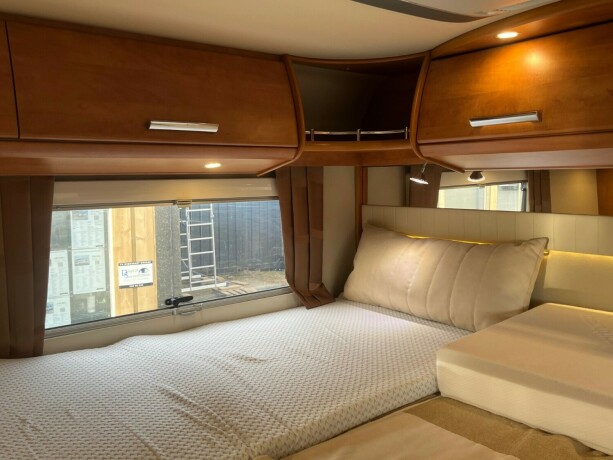 carthago-chic-c-line-i-49-2-enkle-senger-senkeseng-alde-2-x-aircondition-inverter-solcelle-diesel-2015-big-81