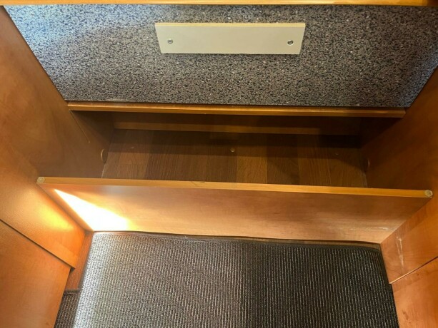 carthago-chic-c-line-i-49-2-enkle-senger-senkeseng-alde-2-x-aircondition-inverter-solcelle-diesel-2015-big-91