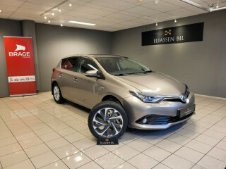 Toyota | Auris | Elektrisitet+bensin | 2016