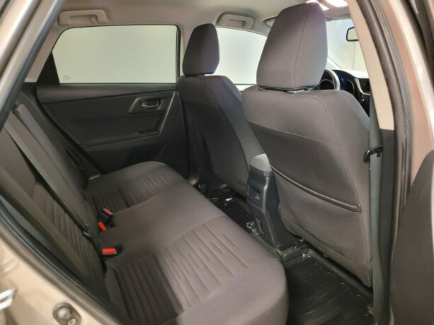 toyota-auris-elektrisitetbensin-2016-big-17