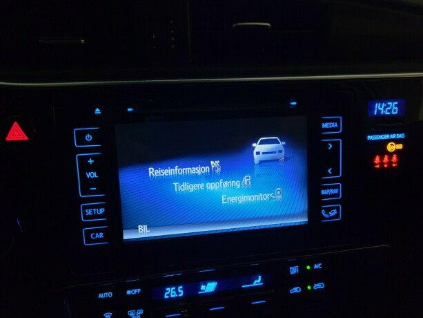 toyota-auris-elektrisitetbensin-2016-big-24