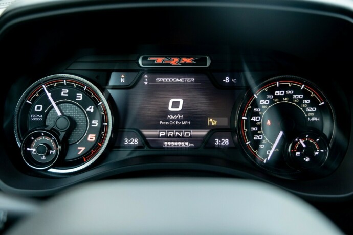 ram-1500-bensin-2021-big-11