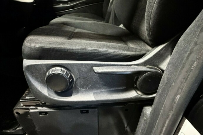 mercedes-benz-vito-diesel-2020-big-14