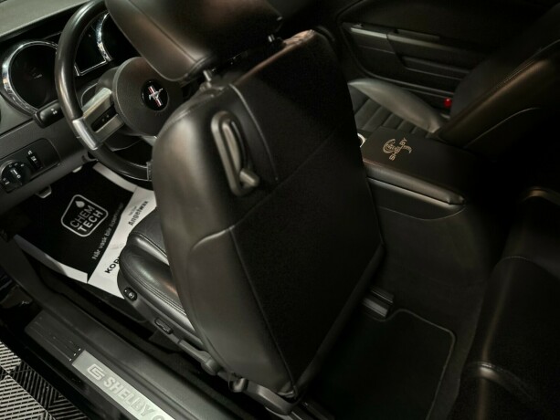 ford-mustang-bensin-2007-big-36