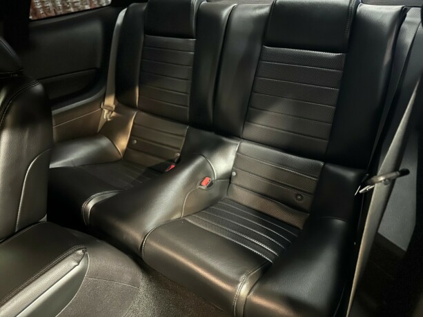 ford-mustang-bensin-2007-big-37