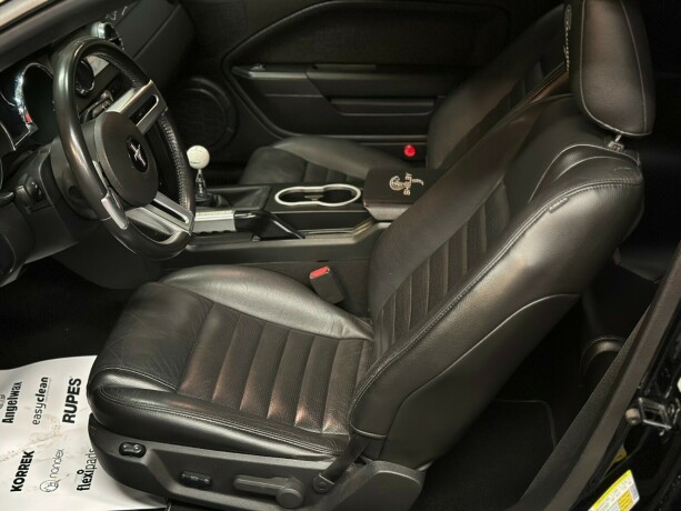 ford-mustang-bensin-2007-big-17