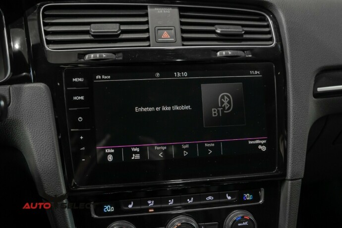 volkswagen-golf-bensin-2017-big-47