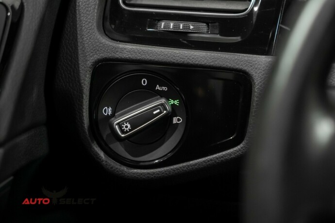 volkswagen-golf-bensin-2017-big-31