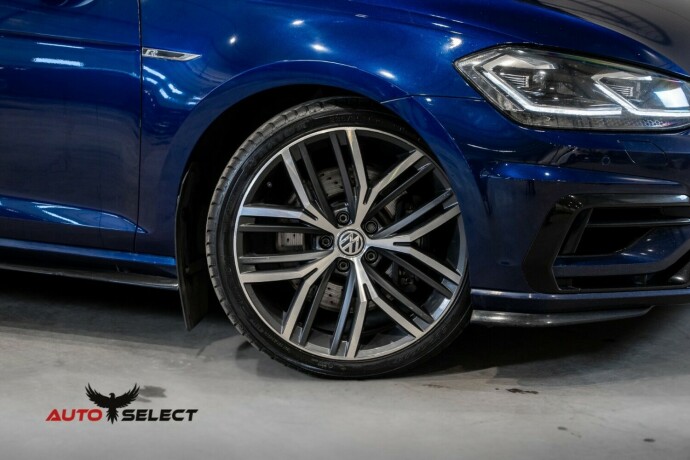 volkswagen-golf-bensin-2017-big-2