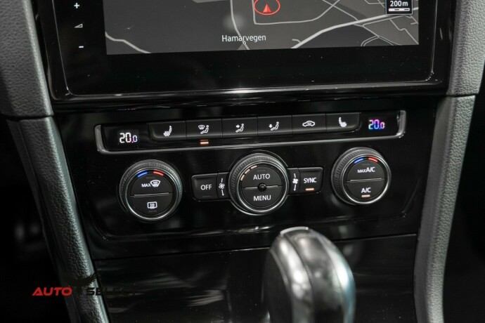 volkswagen-golf-bensin-2017-big-39