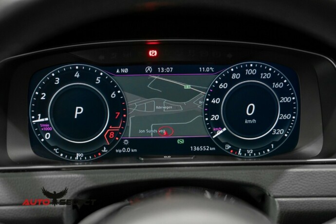 volkswagen-golf-bensin-2017-big-34