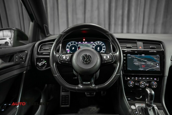 volkswagen-golf-bensin-2017-big-30