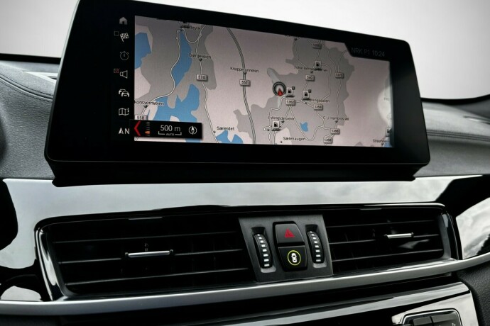 bmw-x1-elektrisitetbensin-2022-big-23