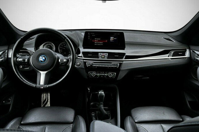 bmw-x1-elektrisitetbensin-2022-big-16