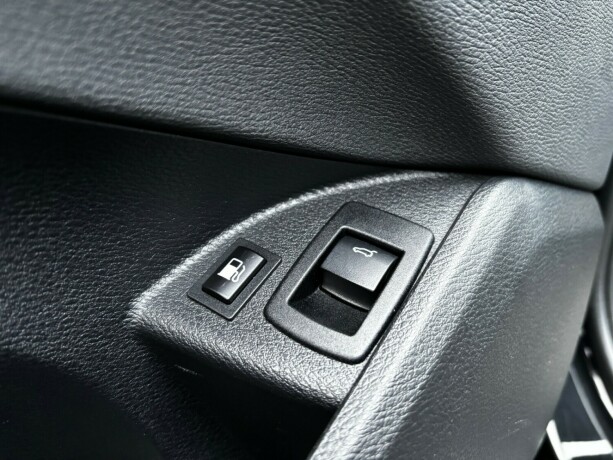 bmw-x1-elektrisitetbensin-2022-big-12