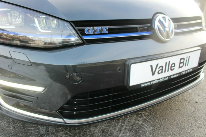 volkswagen-golf-elektrisitetbensin-2017-big-2