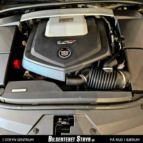 cadillac-cts-bensin-2013-big-13