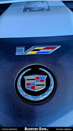 cadillac-cts-bensin-2013-big-17