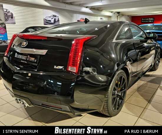 cadillac-cts-bensin-2013-big-2